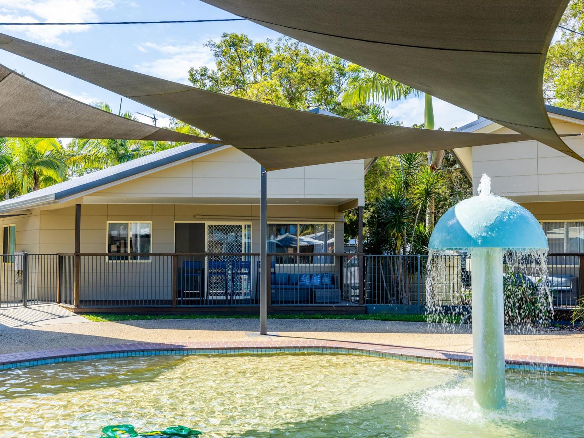 Nrma Blue Dolphin Yamba Holiday Resort חדר תמונה